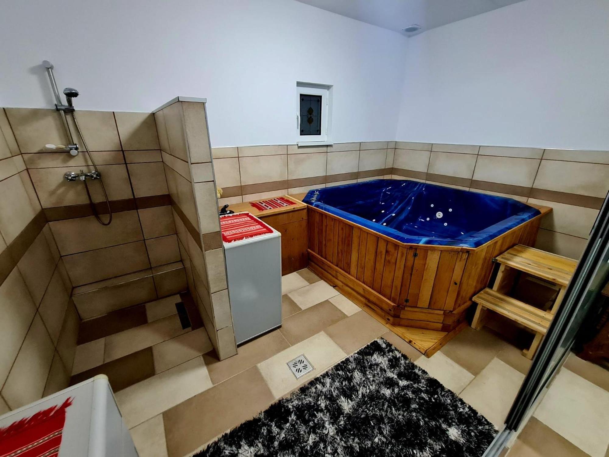 Armenopolis - Adults Only Hotel Gherla Ngoại thất bức ảnh