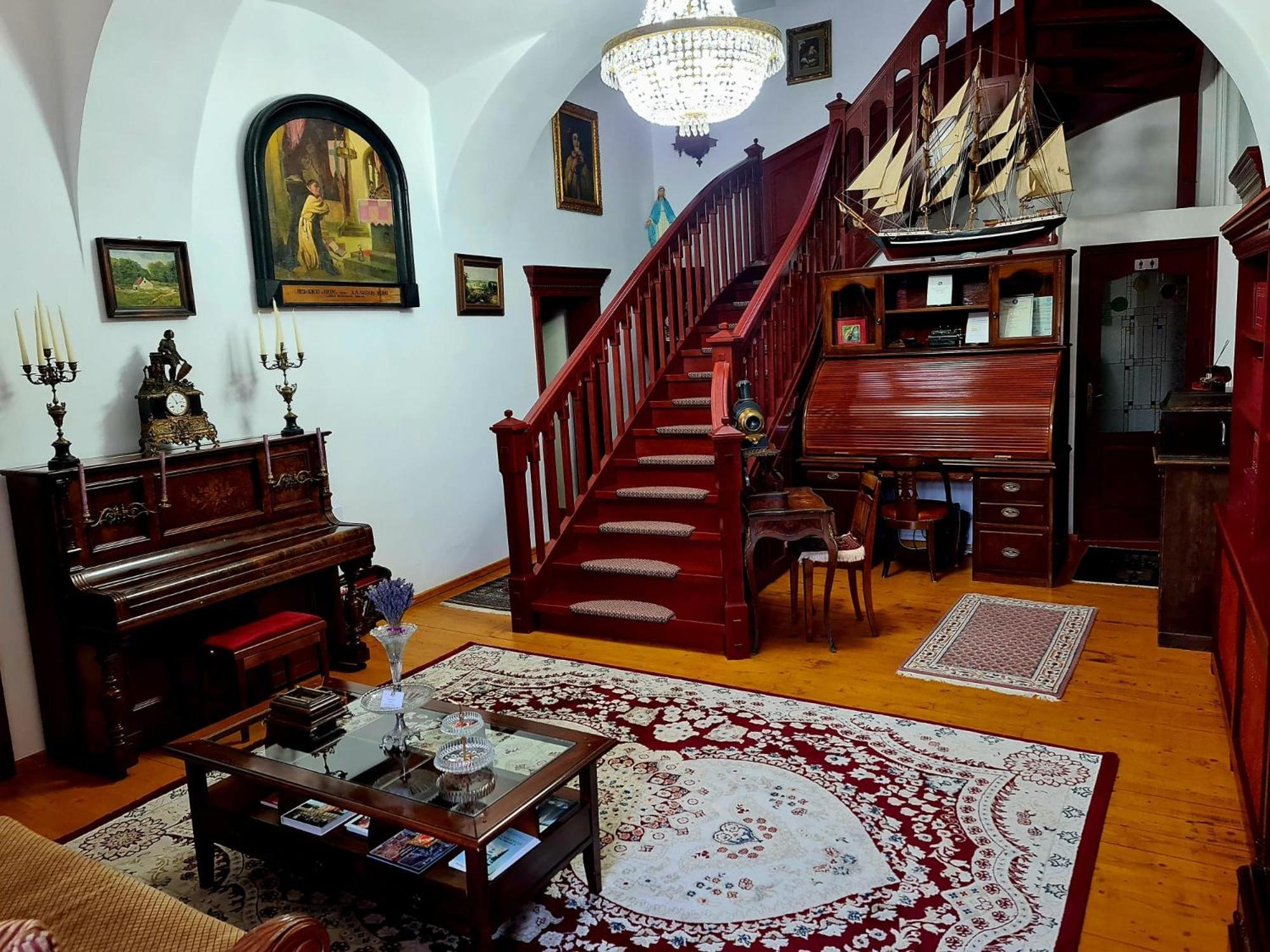 Armenopolis - Adults Only Hotel Gherla Ngoại thất bức ảnh