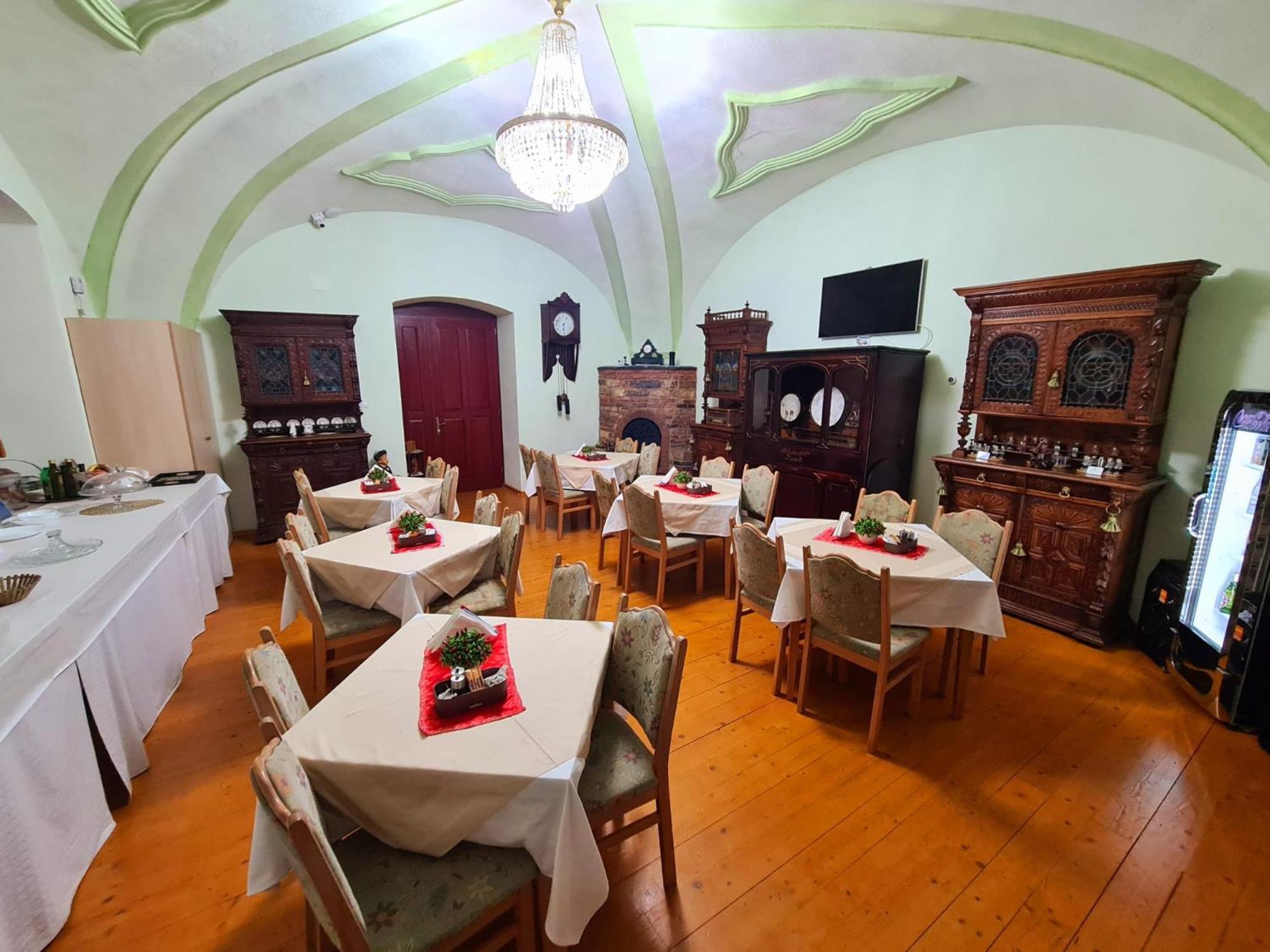 Armenopolis - Adults Only Hotel Gherla Ngoại thất bức ảnh