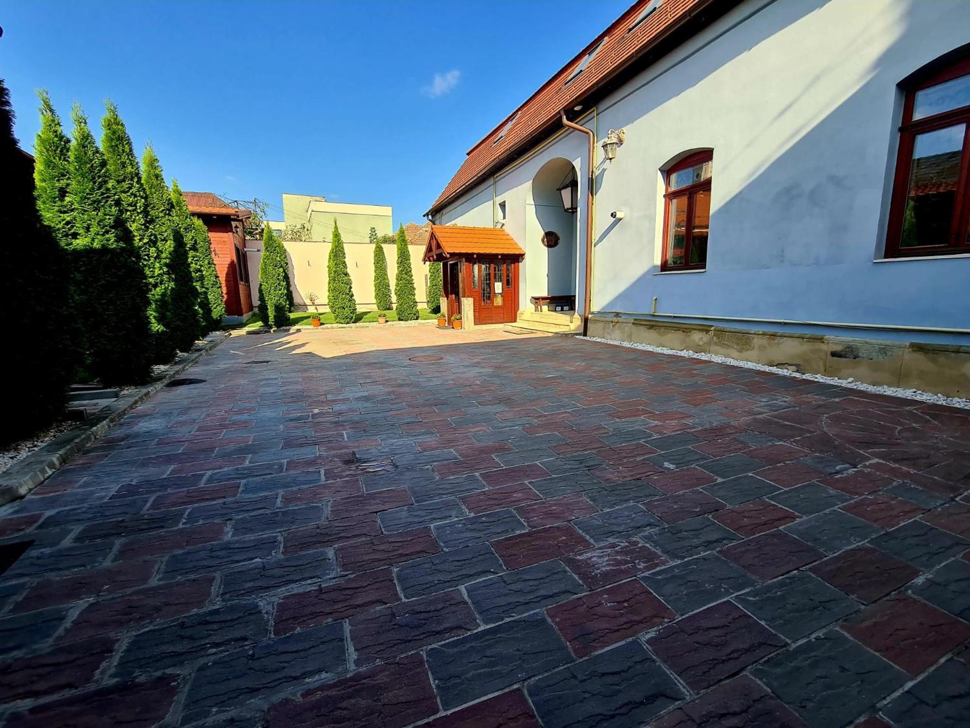 Armenopolis - Adults Only Hotel Gherla Ngoại thất bức ảnh